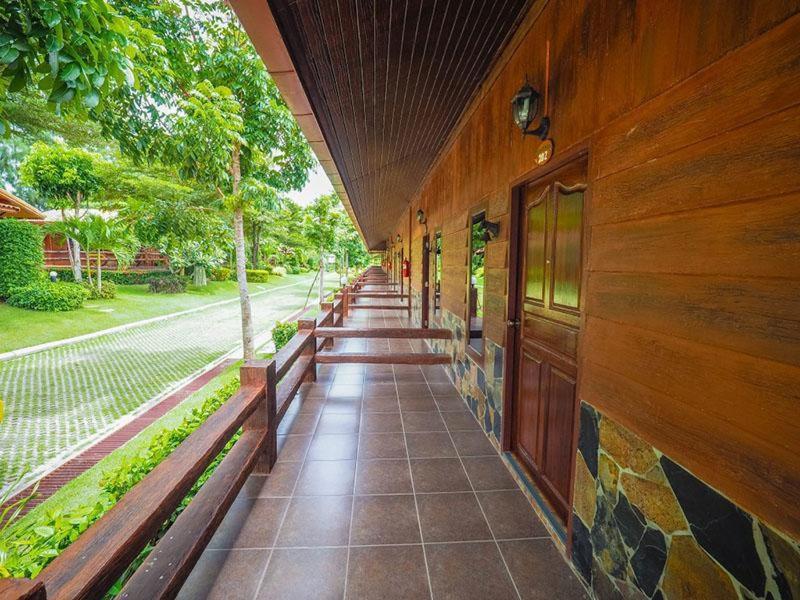 The Canal Garden Resort Ban Huai Sua Exteriör bild